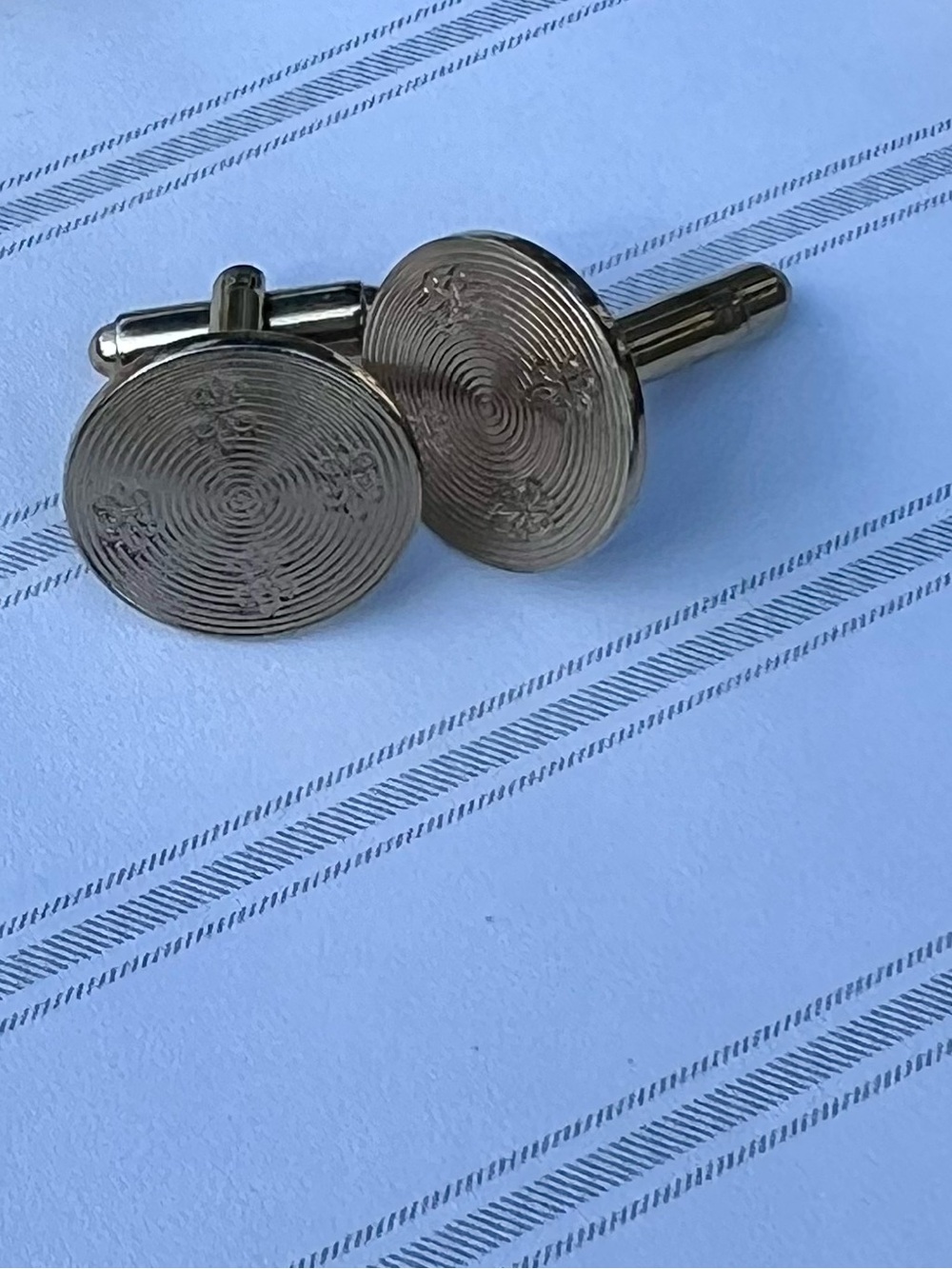 Gold Round Engraved Men's Cufflinks